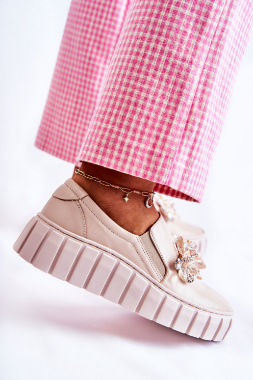 Stilīgi sporta apavi no dabīgas ādas Slip-On ar ornamentiem smilšu krāsas Mirana Stilīgi sporta apavi no dabīgas ādas Slip-On ar ornamentiem smilšu krāsas Mirana