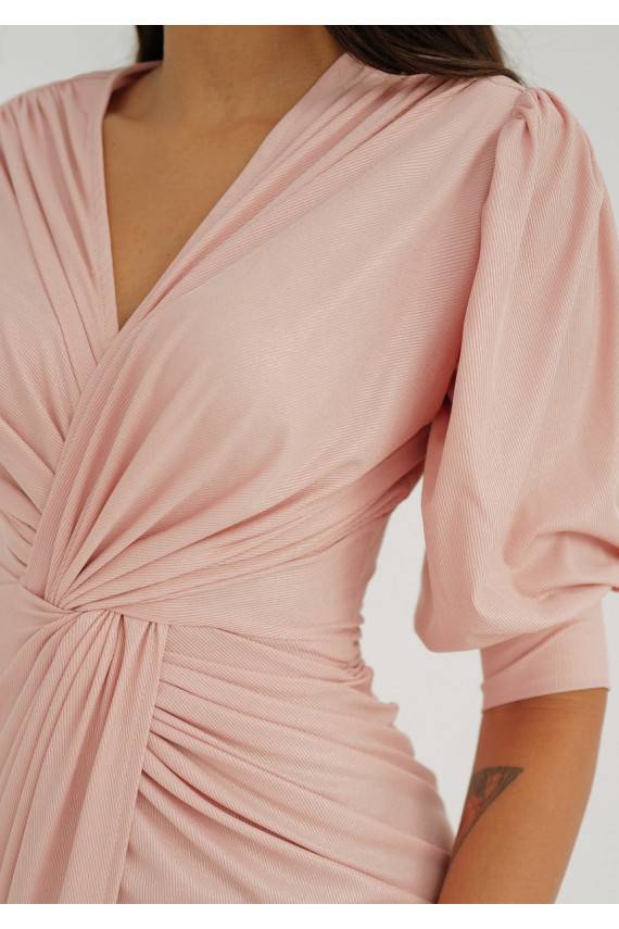 Zoela -  spīdīga  rozā midi kleita