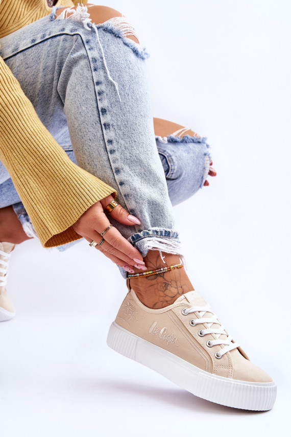 Ērtas brīvā laika kurpes ar platformu Lee Cooper LCW-23-31-1808L smilšu krāsas