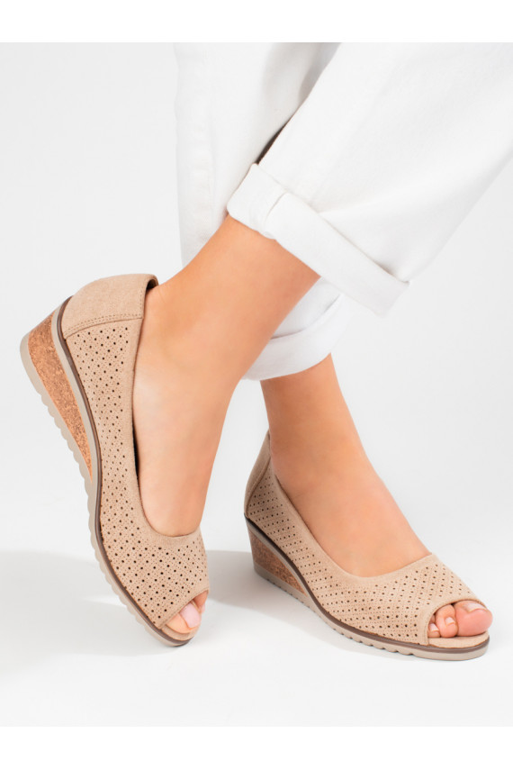    puszābaki  Potocki smilšu krāsas