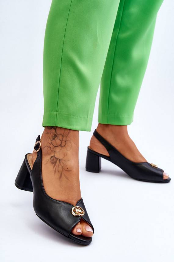 Stilīgasrnas Sieviešu basenes  ar papēdi melnas krāsas Hette