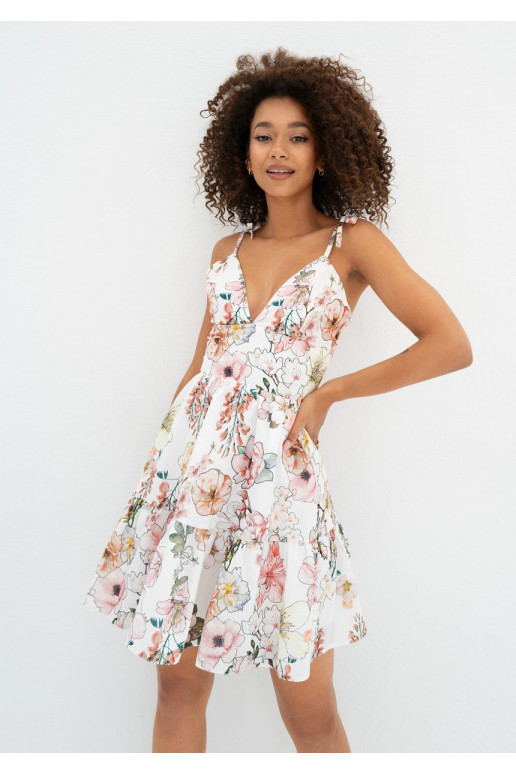 Alexa - Balta ziedu mini vasaras kleita