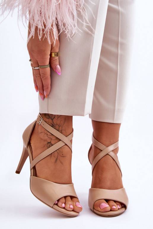 stilīgas sandales ar papēdi smilšu krāsas Loressa