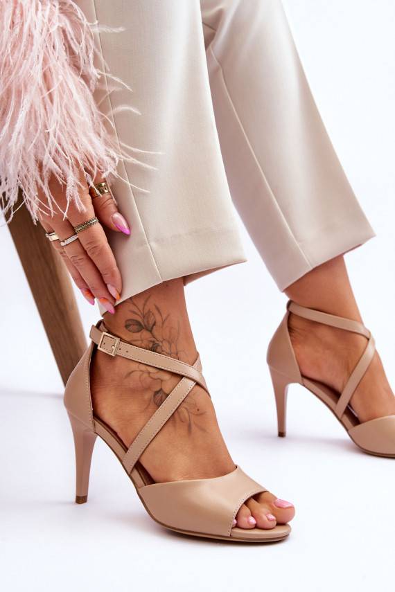 stilīgas sandales ar papēdi smilšu krāsas Loressa