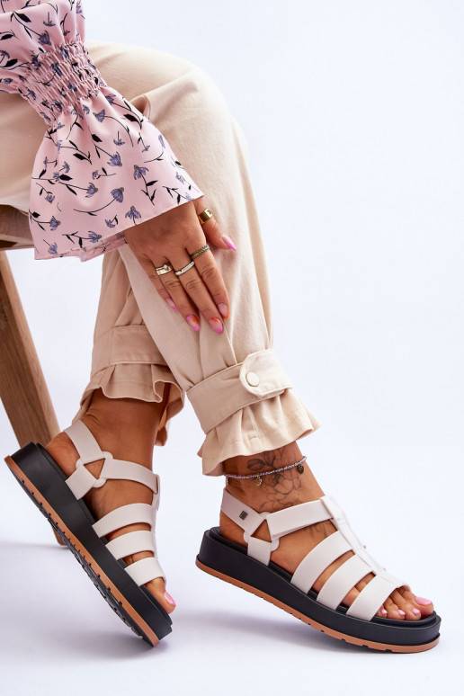   Wegańskie sandales ar lipīgām aizdarēm  JJ285015 Ziloņkaula krāsas