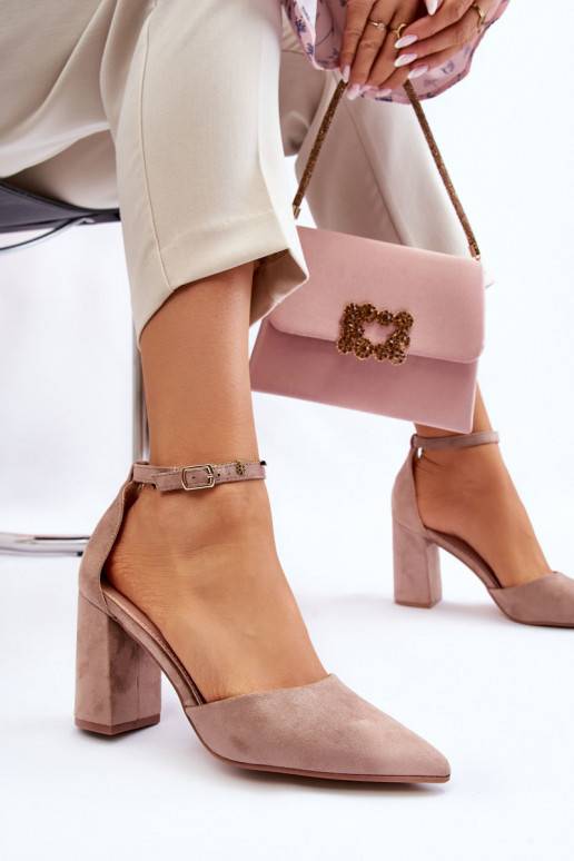 Kurpes ar papēdi smilšu krāsas Lexie