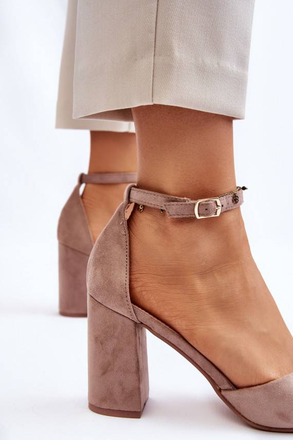 Kurpes ar papēdi smilšu krāsas Lexie