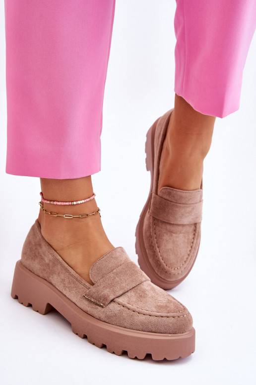 Klasiska modeļa zamšādas apavi Mokasīni smilšu krāsas Corrin