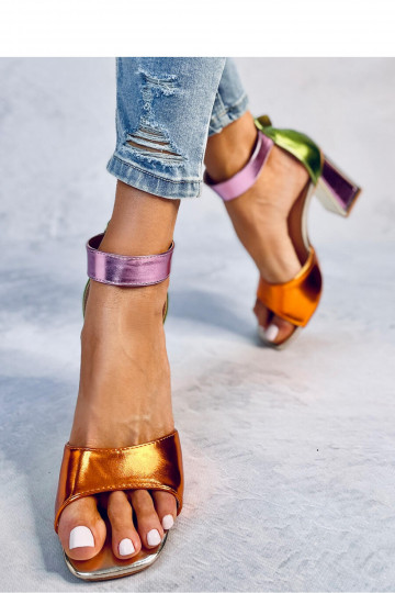 Augstpapēžu sandales  Inello