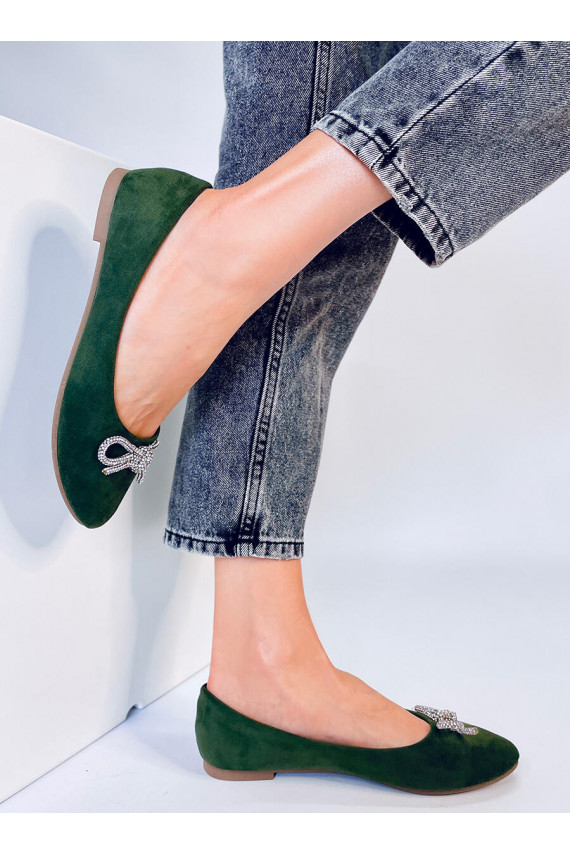 Balerīnas ar mandeļu formas priekšpusi BATTEN GREEN