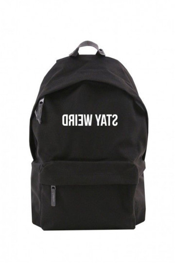 Mugursoma "stay weird"