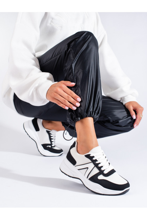 smilšu krāsas-balta krāsa  sieviešu apavi   Shelovet