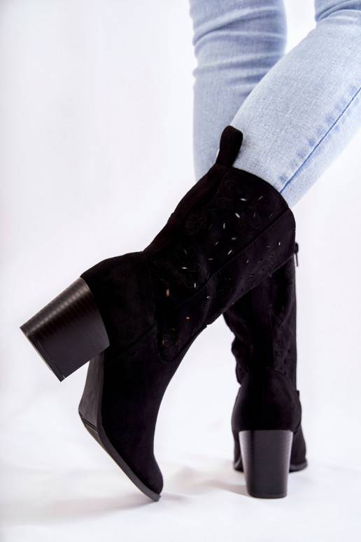 zamšādas kovboju stila puszābaki ar puķītēm melnas krāsas Ariane   zamšādas kovboju stila puszābaki ar puķītēm melnas krāsas Ariane