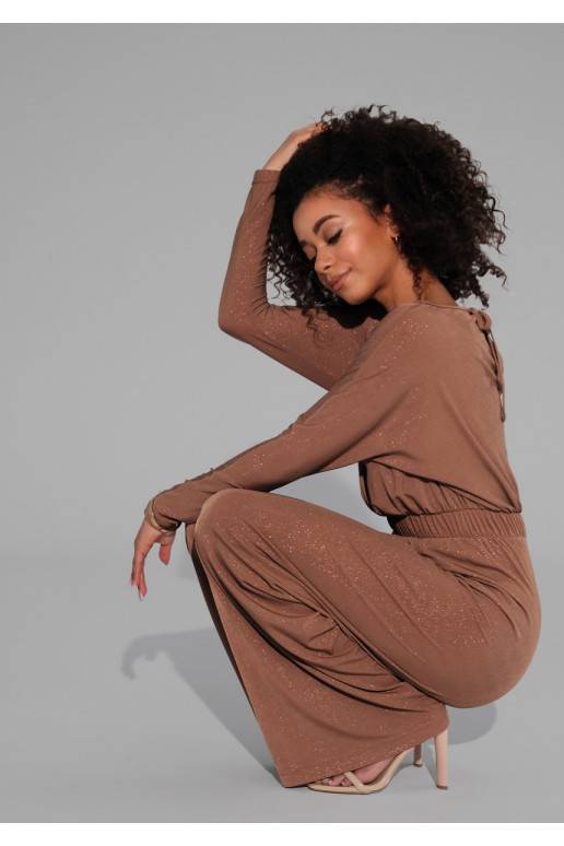 Lenes - spīdīgi bēšs  kombinezons Lenes - spīdīgi bēšs  kombinezons