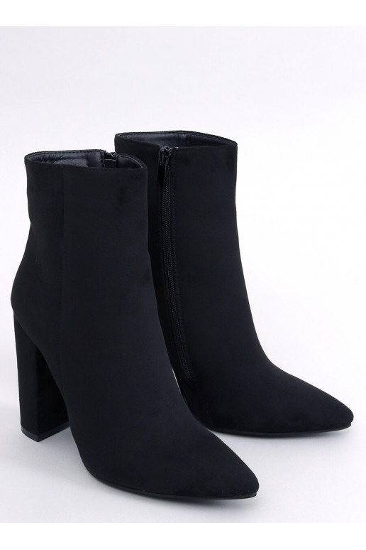 Kurpes ar papēžiem RIVERS BLACK Kurpes ar papēžiem RIVERS BLACK