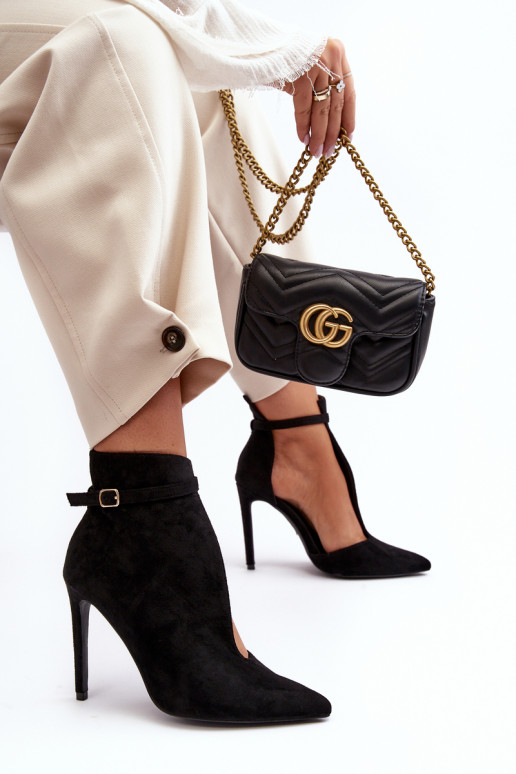 Zamšādas kurpes   ar papēdi melnas krāsas Amalundi