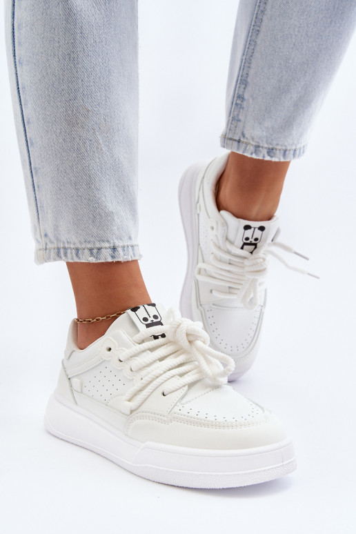   Sneakers modeļa apavi Eko   baltas krāsas Avanalis