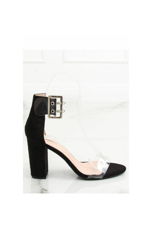 Kurpes ar papēžiem melnā krāsā Inello