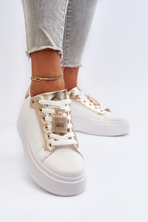 Sneakers modeļa apavi   ar ornamentiem baltas krāsas Celedria