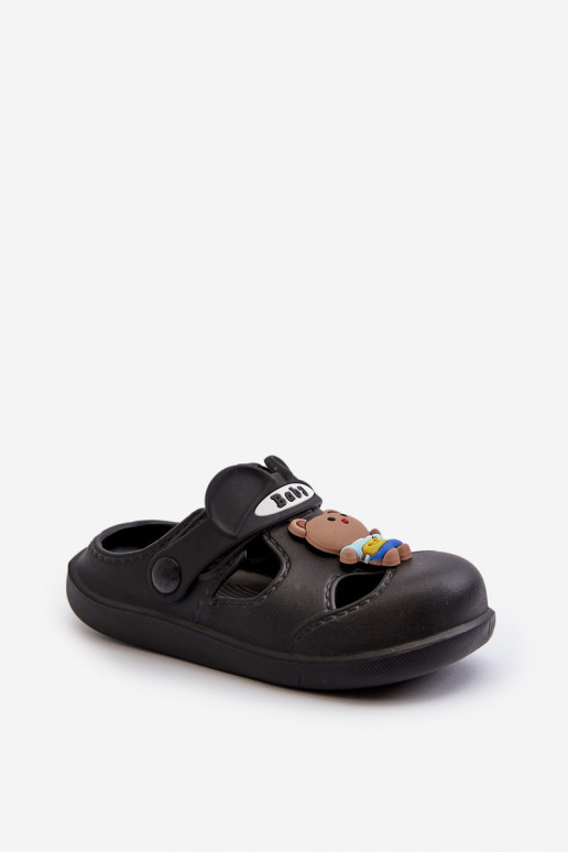 Čības Bērnu apavi Vieglas čības uz pirksta ar ornamentiem melnas krāsas Opleja