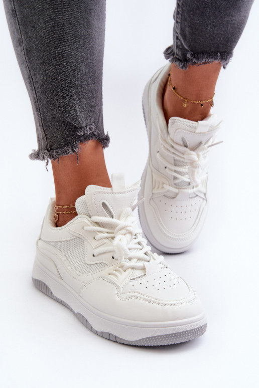 Sneakers modeļa apavi   ar platformu baltas krāsas Etnaria