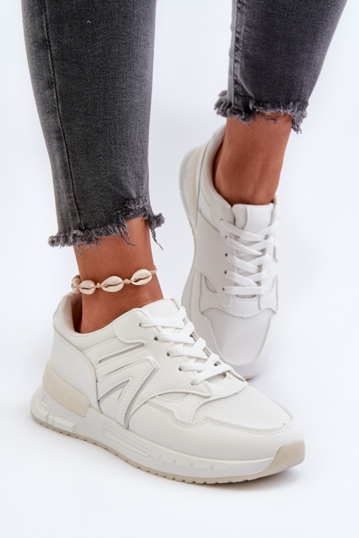 Sneakers modeļa apavi   no eko ādas baltas krāsas Vinelli
