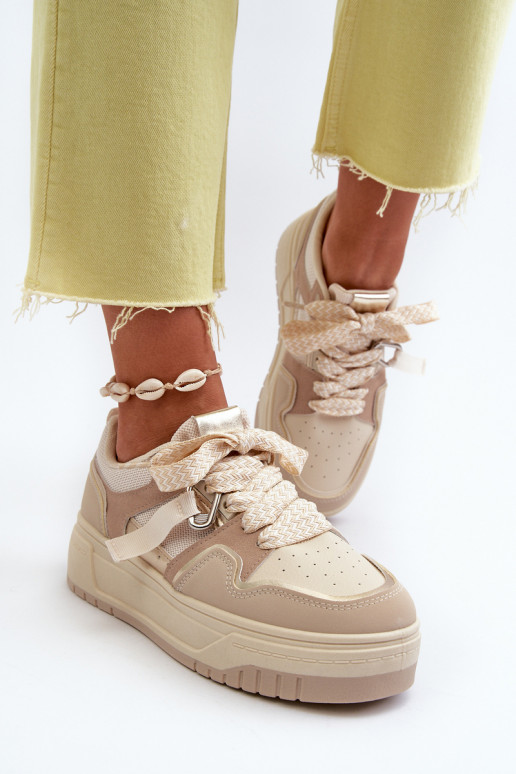 Sneakers modeļa apavi   ar platformu no eko ādas smilšu krāsas Moun