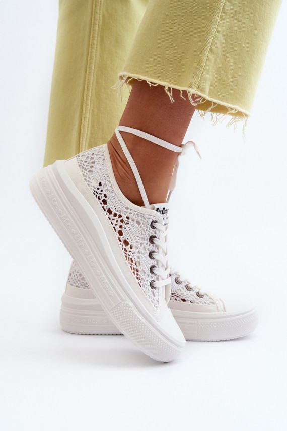 Ar mežģīnēm sieviešu puszābaki Lee Cooper LCW-23-44-1617 baltas krāsas