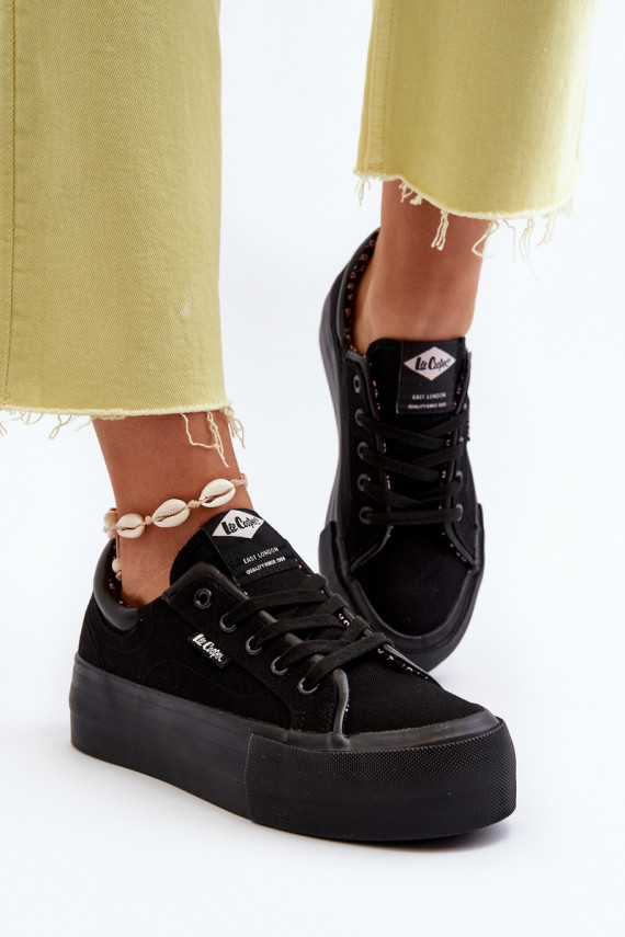 sieviešu puszābaki ar platformu Lee Cooper LCW-24-31-2180 melnas krāsas