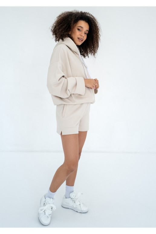 Bane - kokosriekstu krāsas šorti Bane - kokosriekstu krāsas šorti