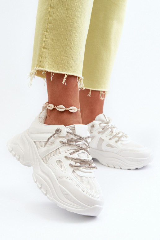 Sneakers modeļa apavi     m baltas krāsas Relissa