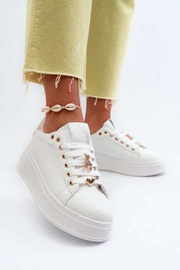 Sneakers modeļa apavi   ar platformu Z Przypinkami  baltas krāsas Cavisa 2