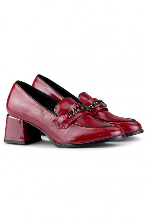 Eleganti sarkani zemie apavi