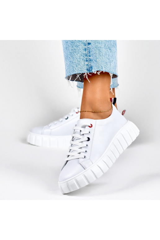 Sieviešu balti ādas apavi