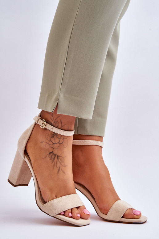 Klasiska modeļa Zamšādas basenes smilšu krāsas Passo   Klasiska modeļa Zamšādas basenes smilšu krāsas Passo