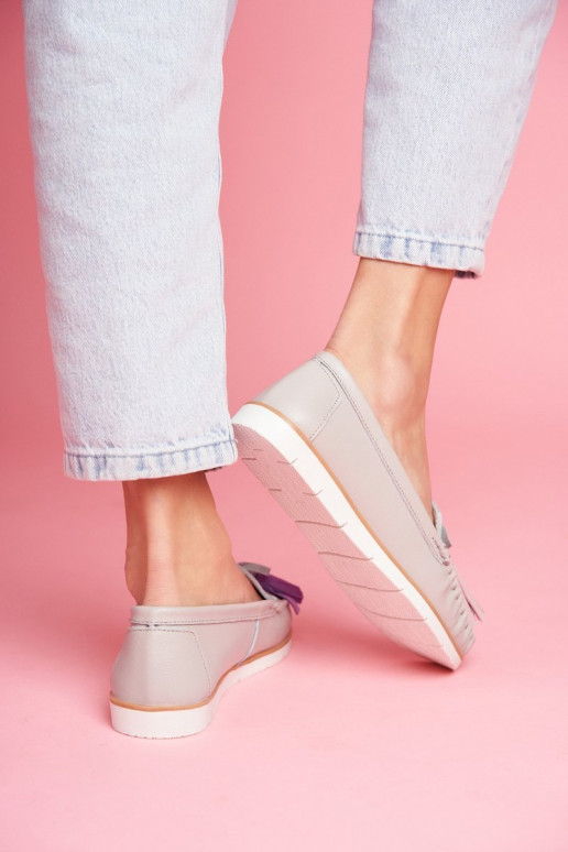 Zamšādas mokasīni ar bārkstīm Pelēkas...