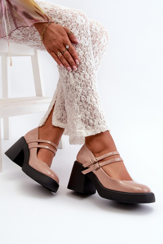 Kurpes plats papēdis Laque smilšu krāsas Halmina