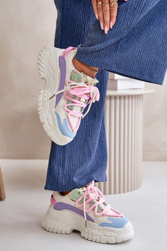 Sneakers modeļa apavi Sievišķīgs ar modernām masīvām zolēm Dažādu krāsu Nevela