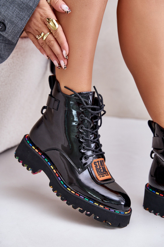 Laque Sieviešu puszābaki apavi Sievišķīgs Uz pili Āda Artiker 55C0517 melnas krāsas