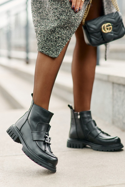 Āda Sieviešu puszābaki ar platiem papēžiem ar ornamentiem siltināti melnas krāsas Asperra