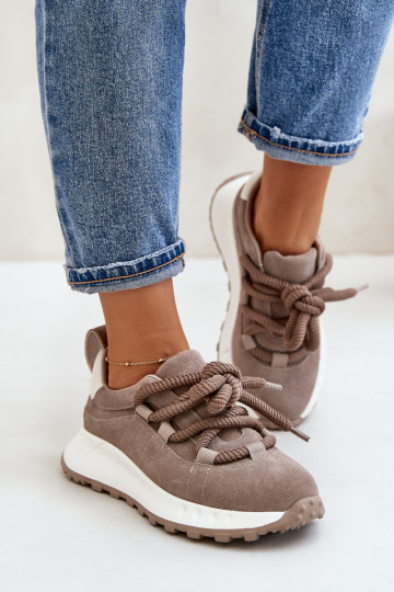 Zamšas sneakers smilšu krāsā