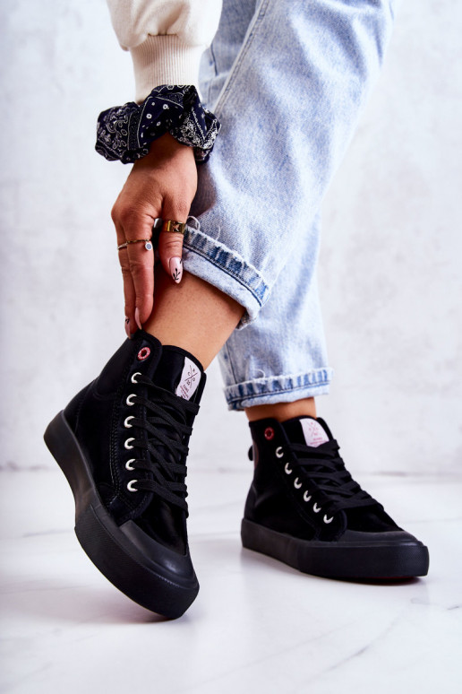 Sievišķīgs tõmblukuga Cross Jeans JJ2R4055C melnas krāsas