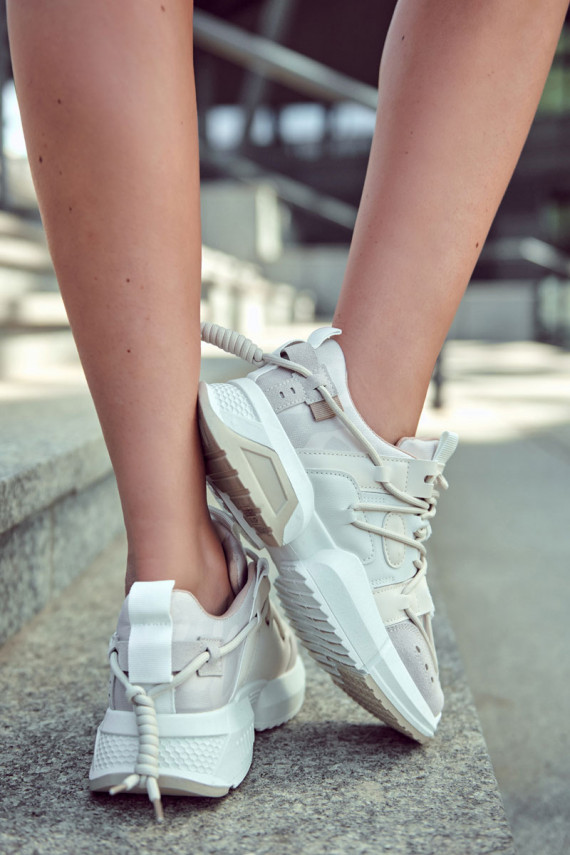 Sneakers modeļa apavi Sportiska stila apavi Sievišķīgs smilšu krāsas Someday