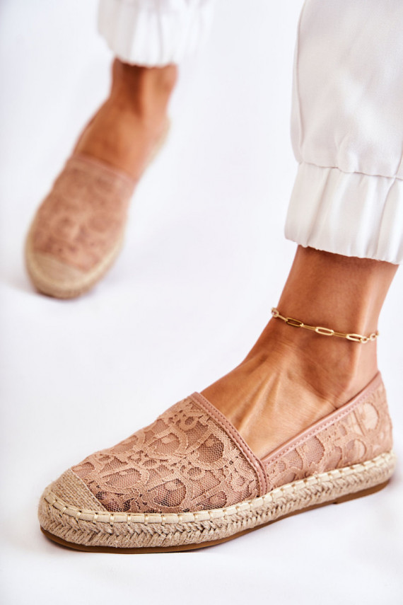Klasiska modeļa Sievišķīgs espadrilles ar ažūra elementiem Nude Catris