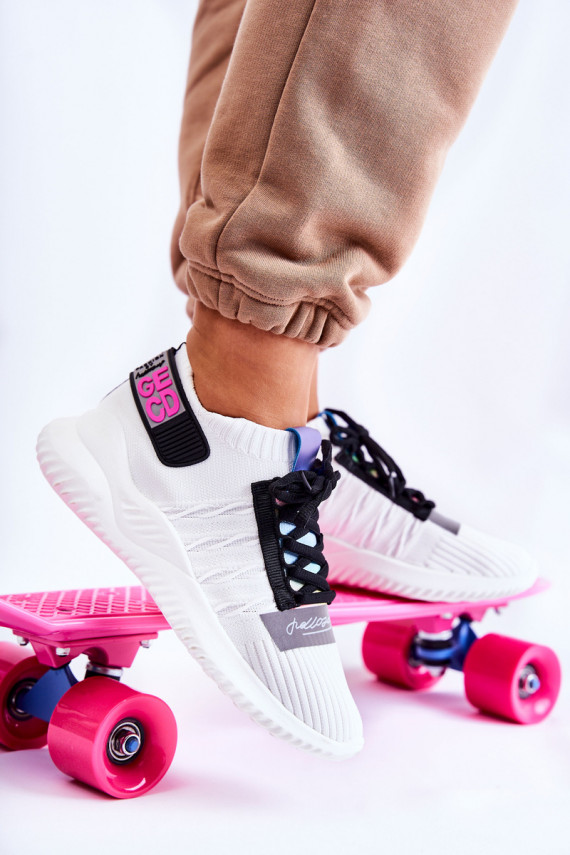 Sievišķīgs Pārliecinošs modelis Sportiska stila apavi Sneakers modeļa apavi baltas krāsas Klayra
