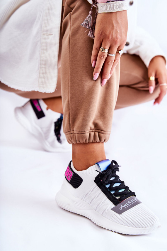 Sievišķīgs Pārliecinošs modelis Sportiska stila apavi Sneakers modeļa apavi baltas krāsas Klayra