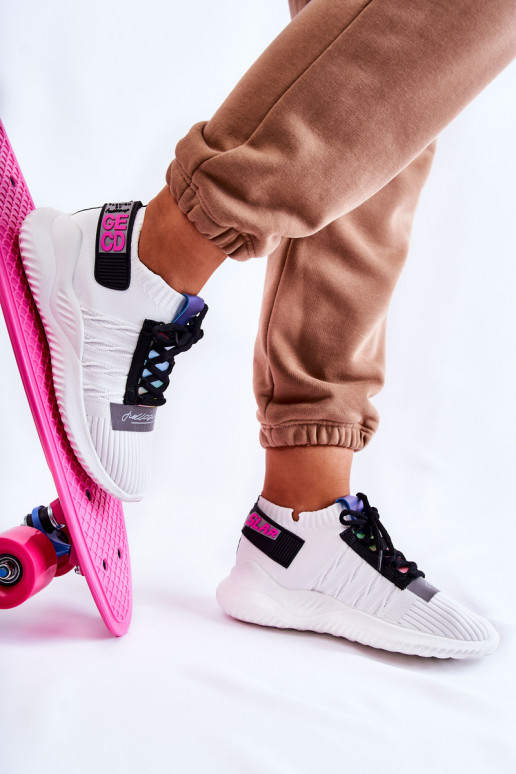 Sievišķīgs Pārliecinošs modelis Sportiska stila apavi Sneakers modeļa apavi baltas krāsas Klayra