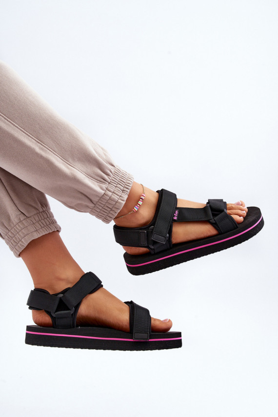 Sieviešu basenes ar platformu Lee Cooper LCW-24-05-2751L melnas krāsas