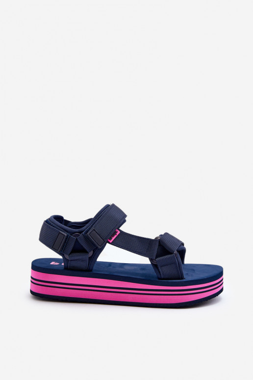 Sieviešu basenes ar platformu Lee Cooper LCW-24-05-2754L tumši zilas krāsas