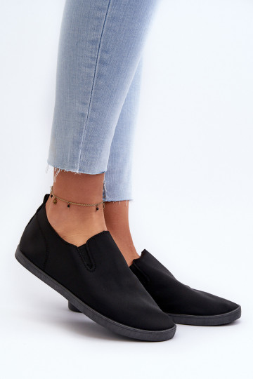 Sievišķīgs Sporta apavi brīvā laika apavi Slip-On melnas krāsas Lovinia 2